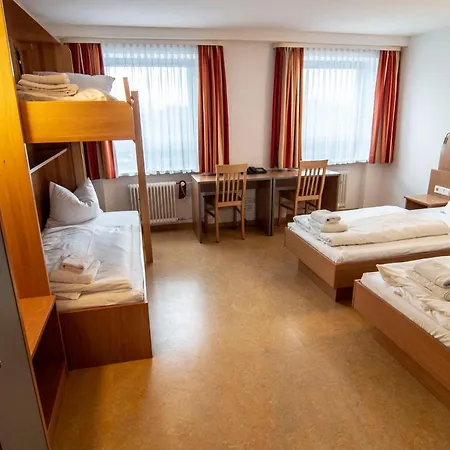 Ausbildungshotel St. Theresia-3