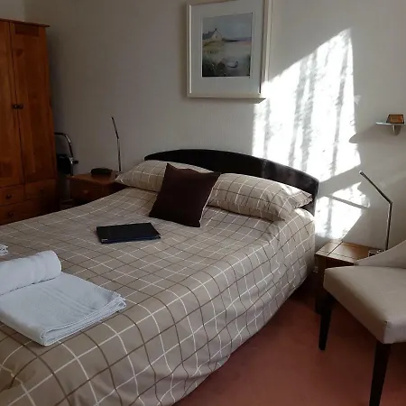 Burnside Guest House-2
