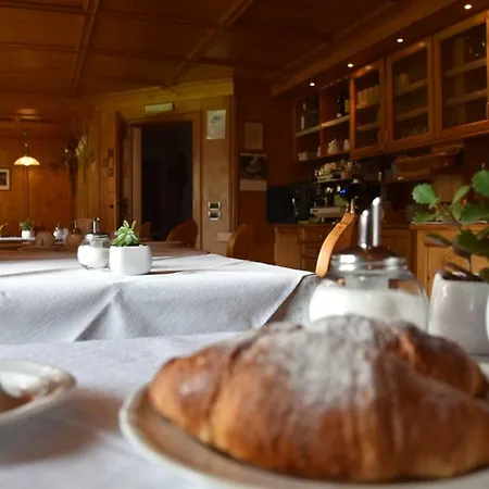 Garni Haus Tyrol-3