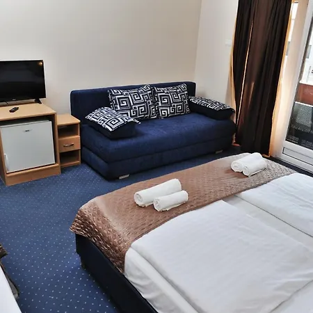 Hotel Papillon-2