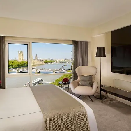 Plaza on the River Club&Residencia-2