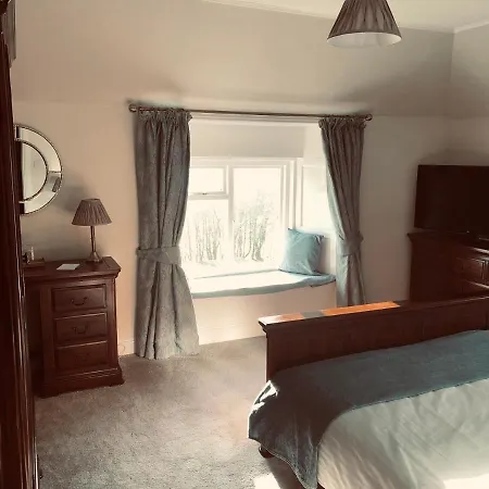 Oswald House-2