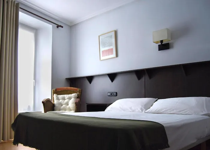 Hotel Arrasate By Gaiarooms