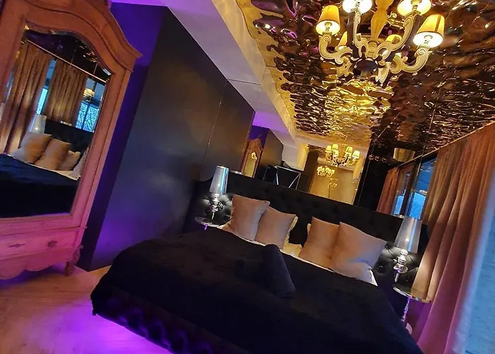 Hotel Ramka&Restaurant&Wine Bar