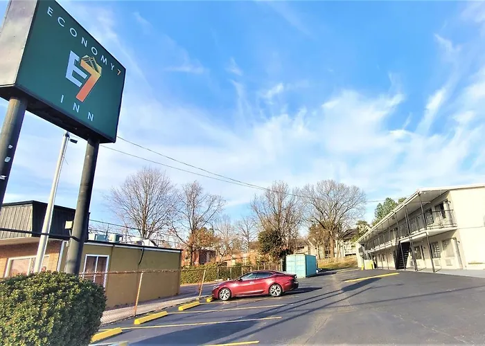 Economy 7 Inn- Newport News