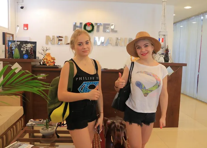 Hotel Nelly Marine