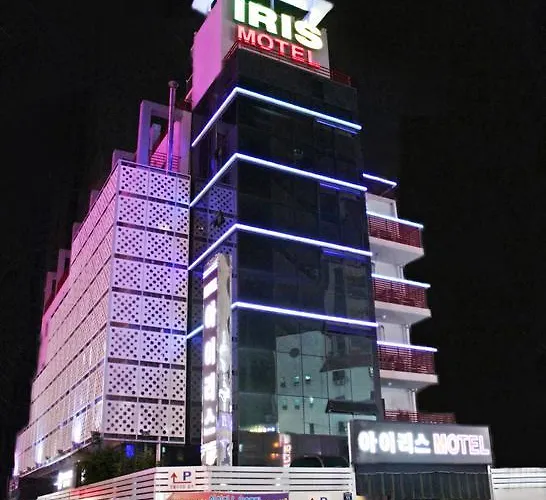 Iris Motel