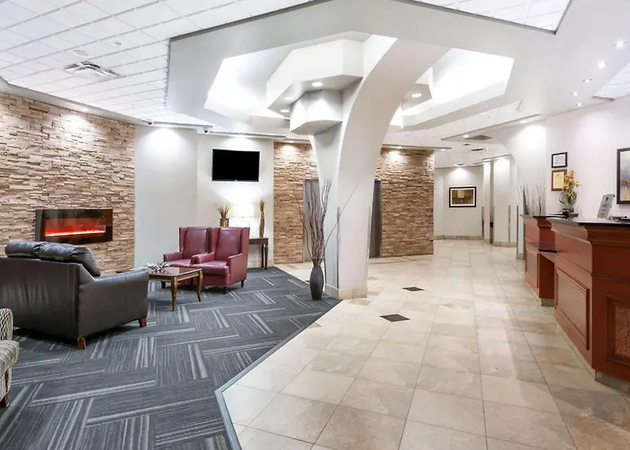 Ramada By Wyndham Edmonton South Hotel