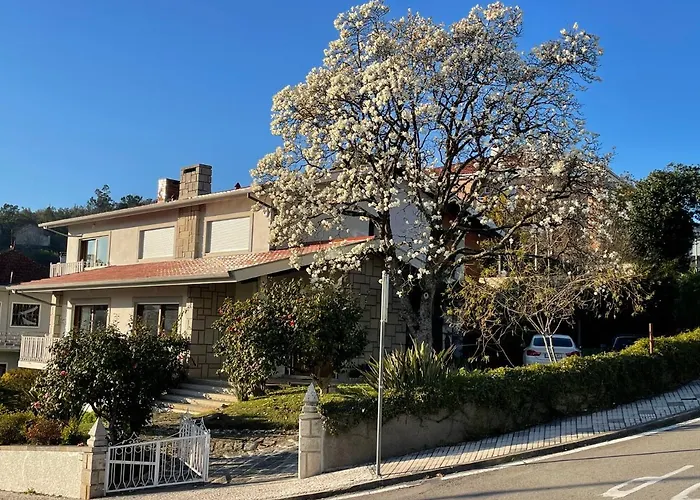 Santiago Family House - Luxury Guest House Sever do Vouga