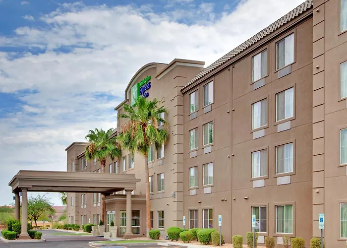 Holiday Inn Express Peoria North - Glendale By Ihg
