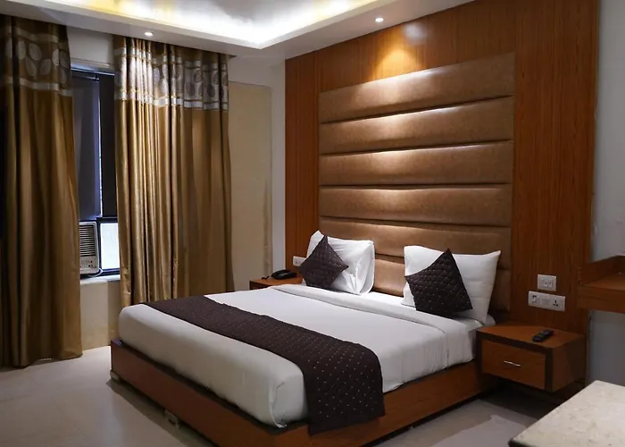 Hotel O Delhi, Near Karol Bagh Main Market And Metro Station New Delhi