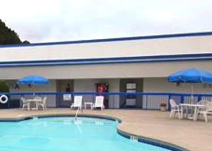 Howard Johnson By Wyndham Commerce Ga