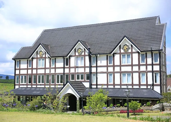 Pedro Barn Hotel At Little England Cottages
