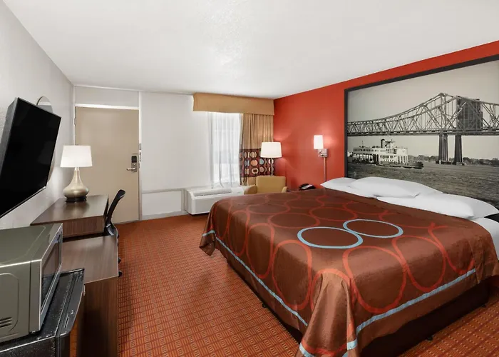 Super 8 By Wyndham Baton Rouge/I-10 Motel Inniswold