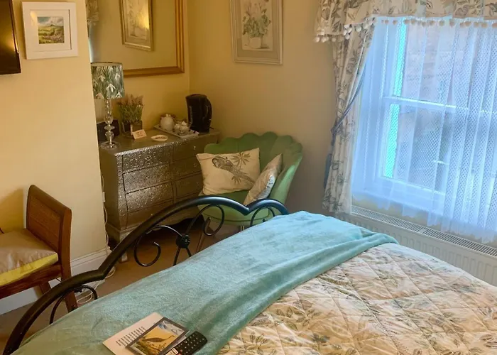 Abbey And Esk Bed And Breakfast