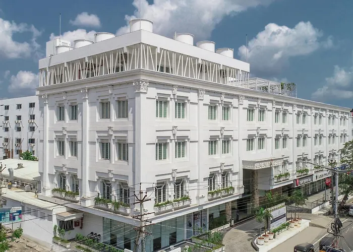Hotel Annapurna De Royal Guntur
