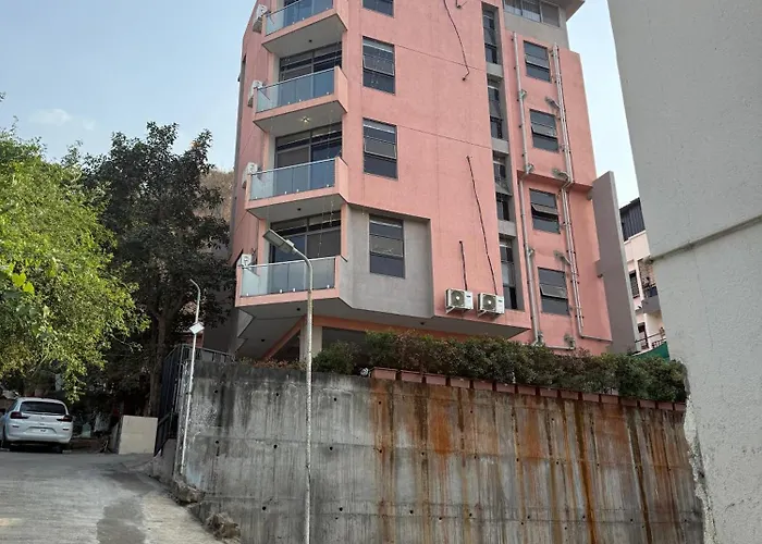 Hotel Hill Top Inn -Near Baner Rd Pune