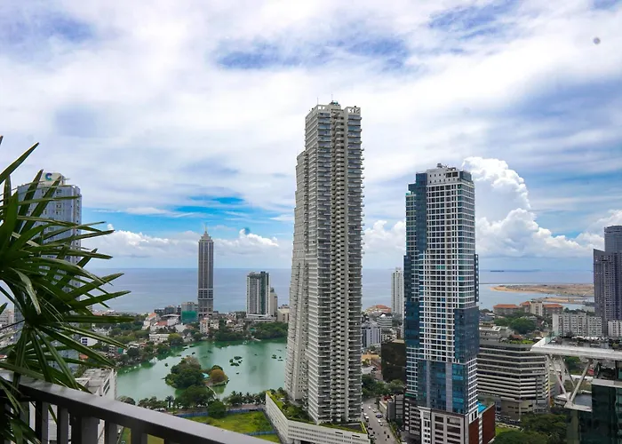 Peaceful Apartment Unit At Tri-Zen,Union Place