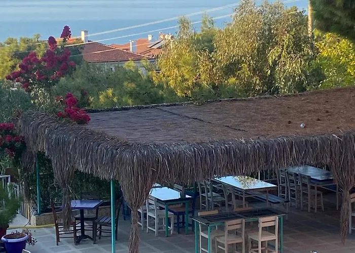 Tunc Hotel