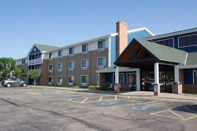 Americinn By Wyndham Kearney