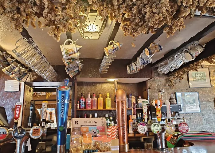 The Greyhound Inn And Hotel Usk