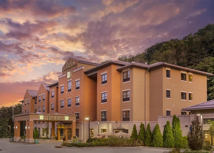 Best Western Plus Franciscan Square Inn & Suites Steubenville