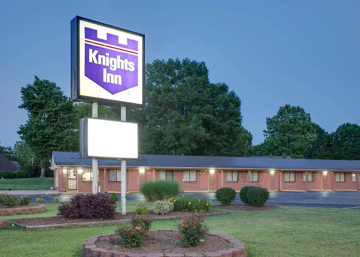 Knights Inn Paris