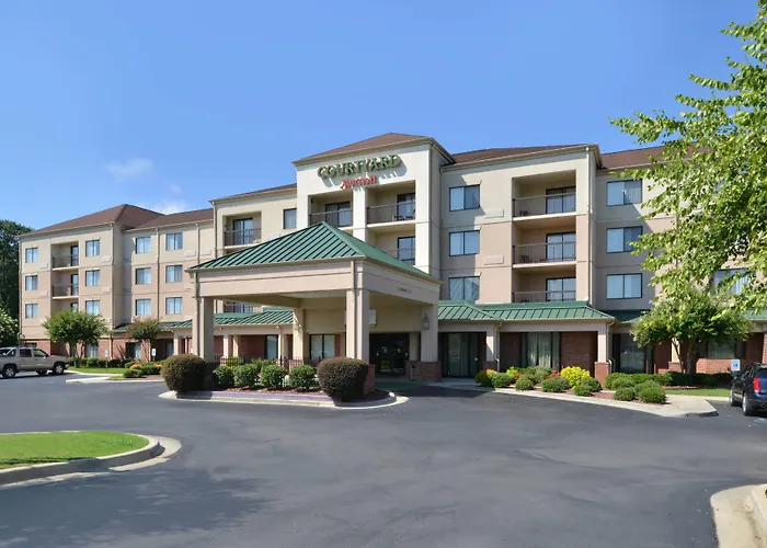 Courtyard By Marriott Decatur