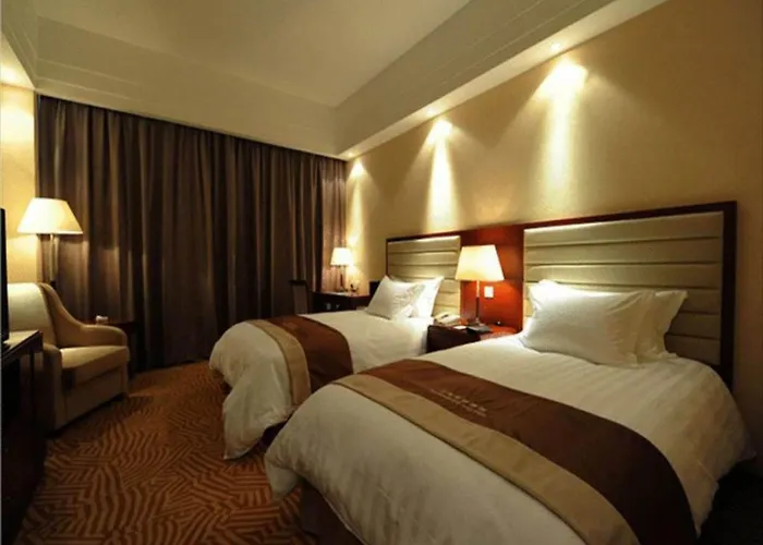 Paradise Hotel Shanghai