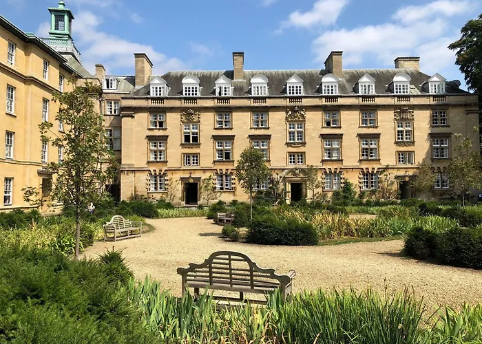 Christ'S College Cambridge Hotel