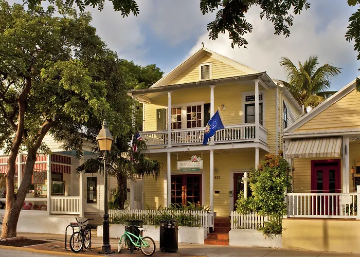 Tropical Inn