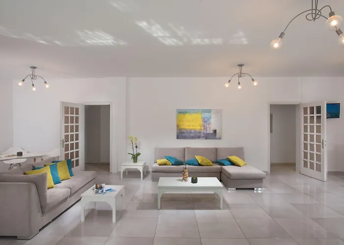Milos Hotel