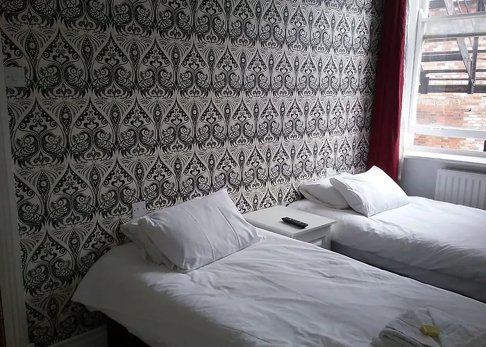 Victoria Hotel