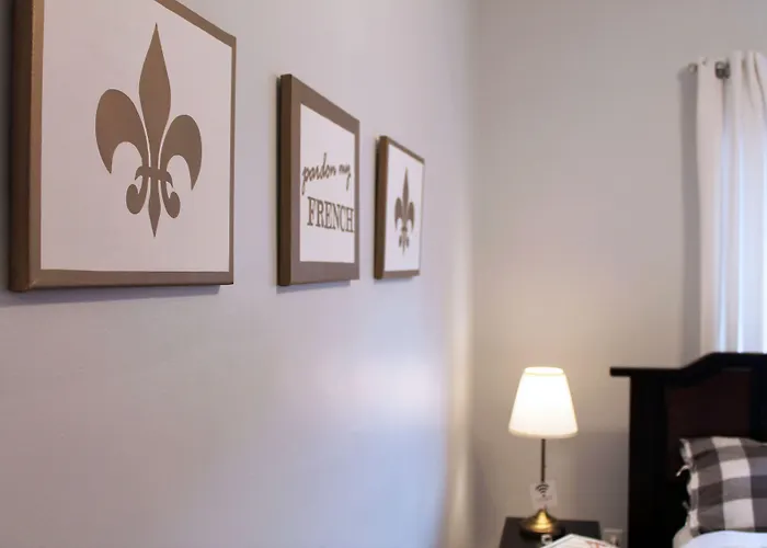 Gite Du Survenant Montreal