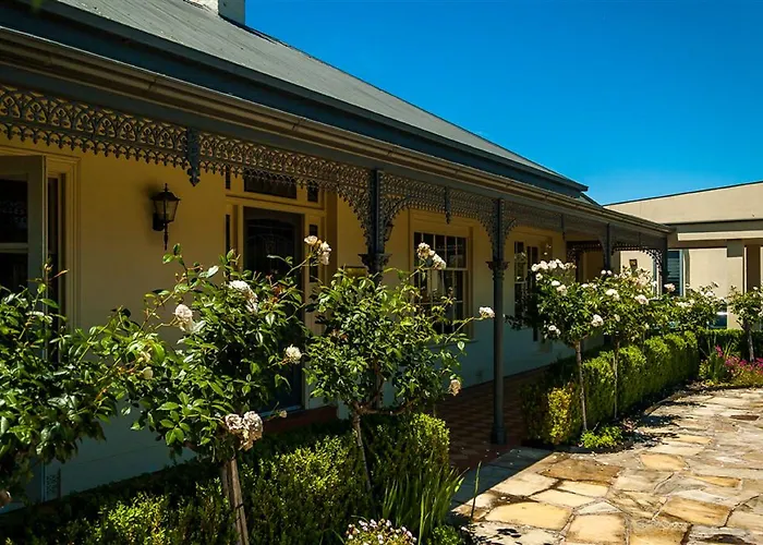 Brooklands Of Mornington Hotel
