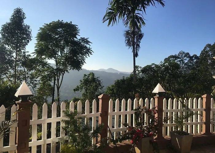 Ella Red Rock Bed & Breakfast