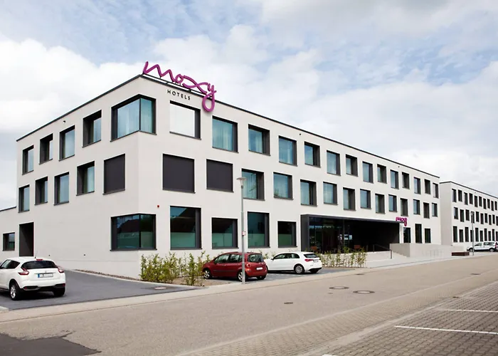 Hotel Moxy Rust