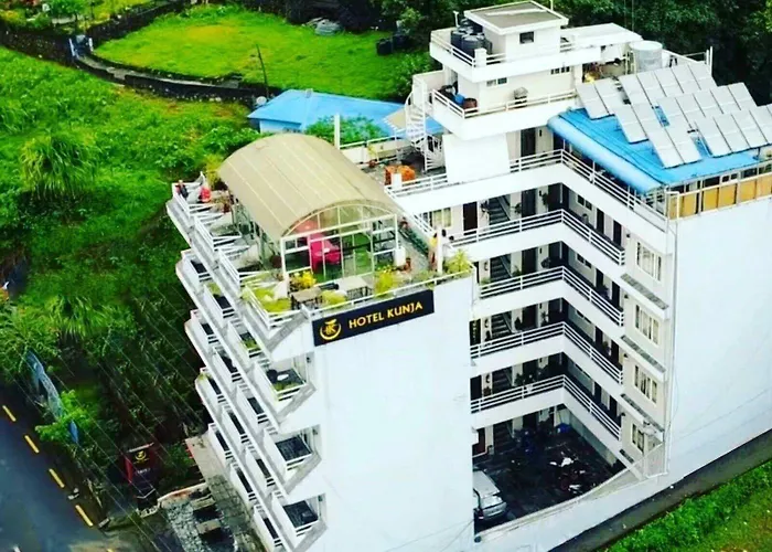 Hotel Kunja