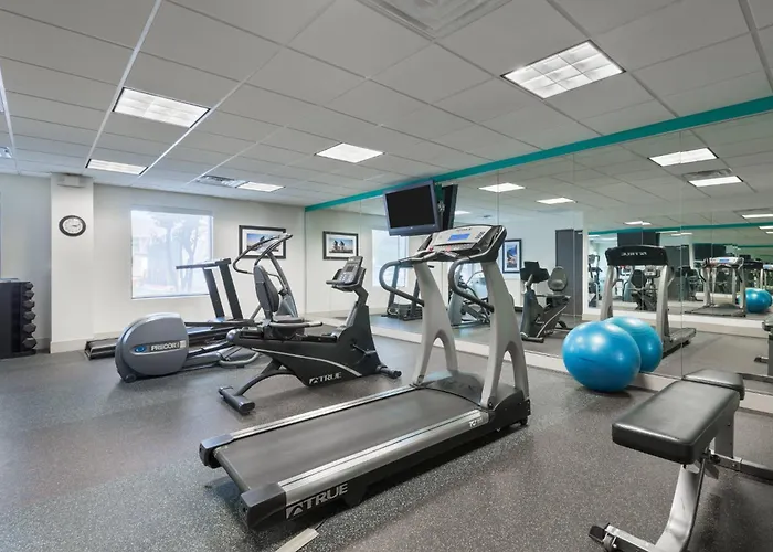 Holiday Inn Express Hotel & Suites Bentonville By Ihg