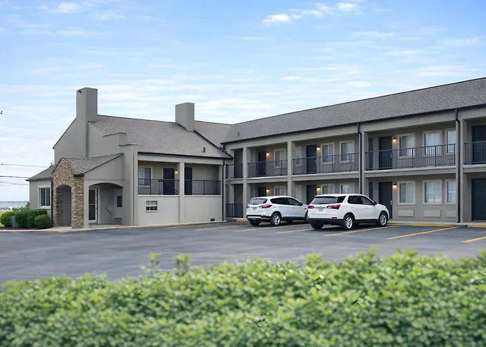 Quarters Inn&Suites