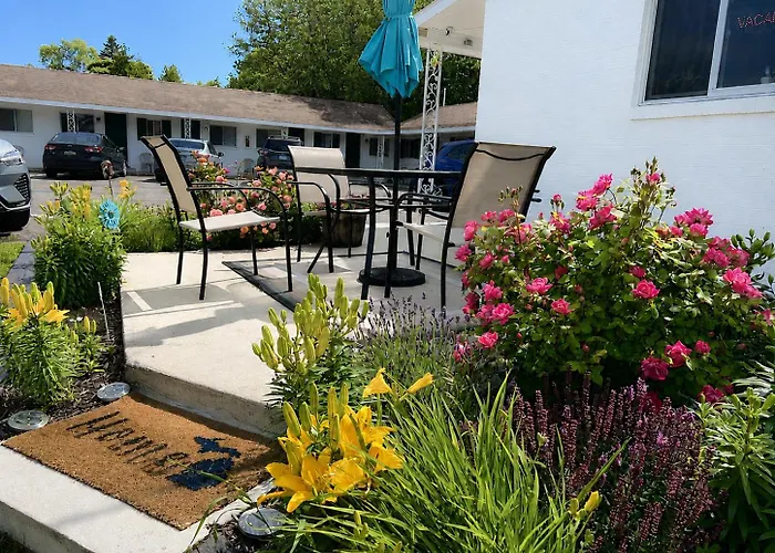 Cedars Motel