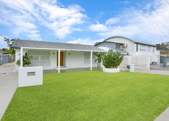 Surf Beach Motel Port Port Macquarie