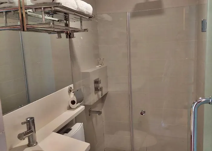 L' Meridian Suites