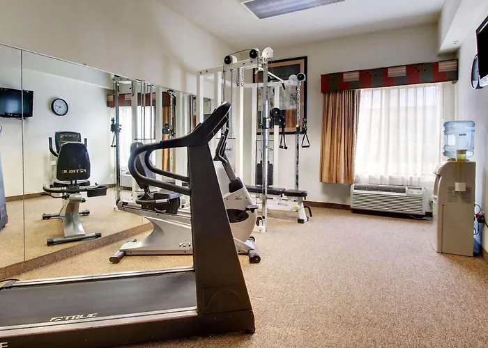 Quality Inn & Suites Hattiesburg North