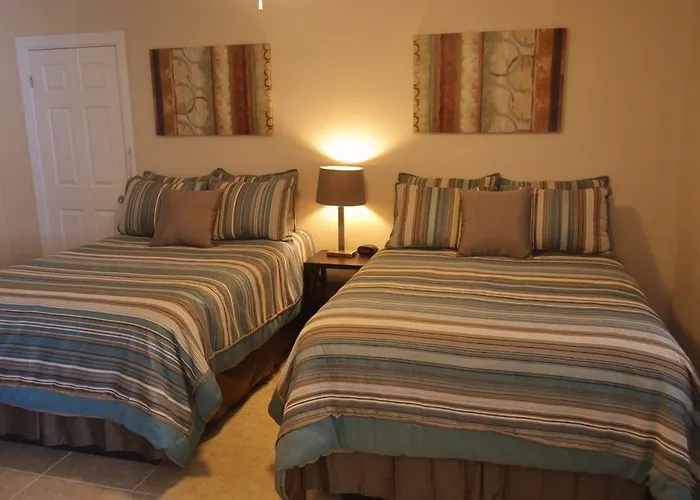 Schooner Hotel