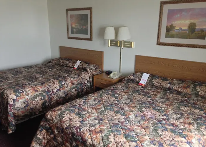 Super 8 By Wyndham Aberdeen West