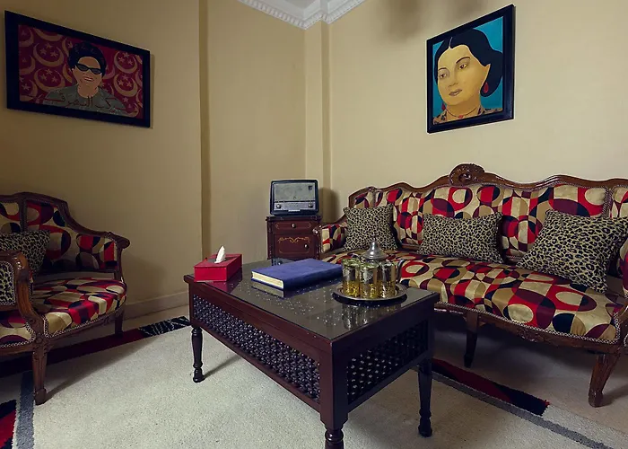 Le Riad - Tell A Story
