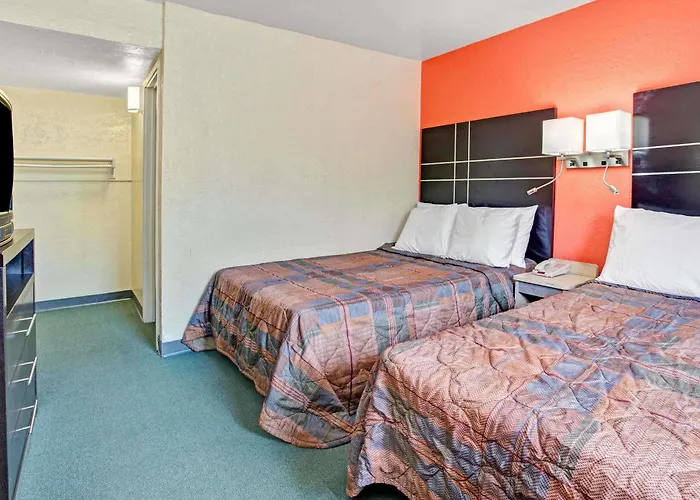 Knights Inn Jacksonville Airport