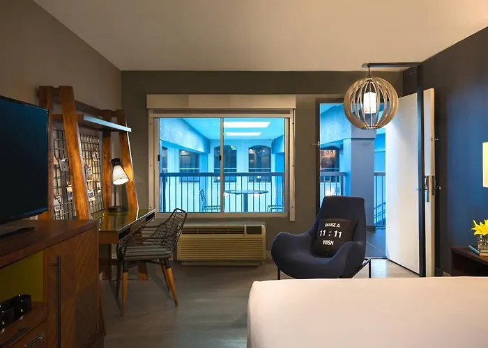 Crowne Plaza Bloomington Msp Airport - Moa