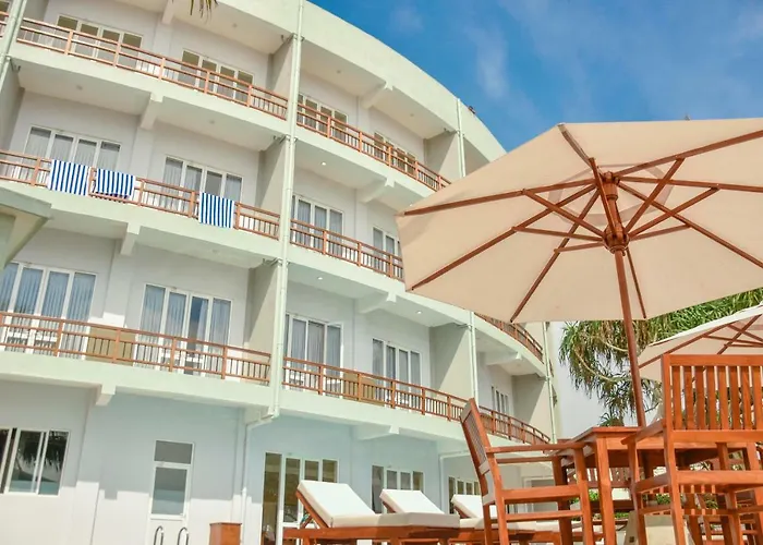 Hotel Refresh Blue Hikkaduwa